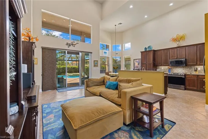11220 Yellow Poplar Dr, Fort Myers Fl 33913