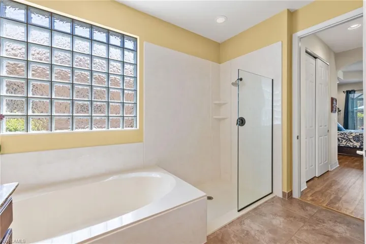 11220 Yellow Poplar Dr, Fort Myers Fl 33913
