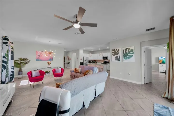 13846  Pine Lodge  LN, Fort Myers, FL 33913