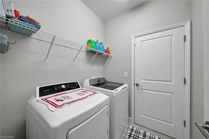 13846  Pine Lodge  LN, Fort Myers, FL 33913