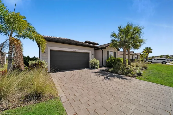 13846  Pine Lodge  LN, Fort Myers, FL 33913