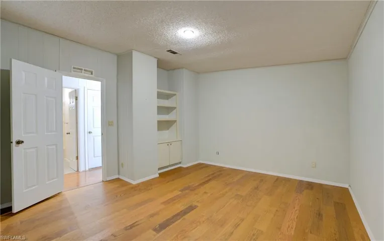 26260 Squire Ln, Bonita Springs, Florida 34135