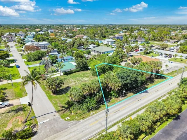 9101 Pennsylvania Ave, Bonita Springs, Florida 34135