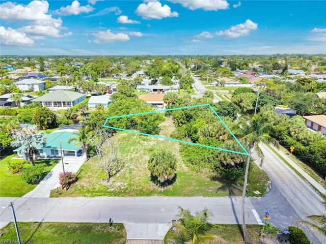 9101 Pennsylvania Ave, Bonita Springs, Florida 34135