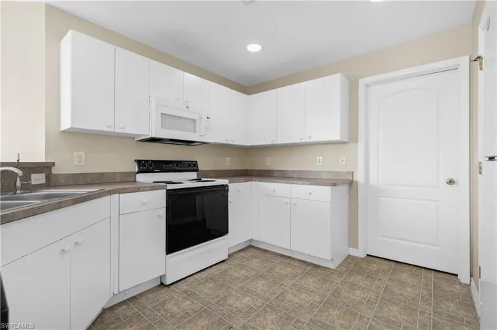 Light bright open kitchen