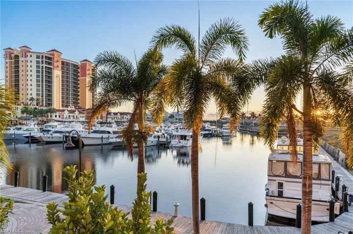 5702 Cape Harbour Dr 102, Cape Coral, Florida 33914