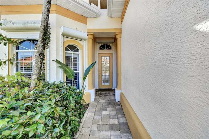 12646 Hunters Lakes Ct, Bonita Springs, Florida 34135