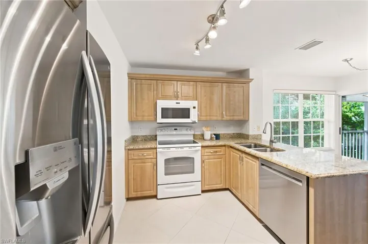 8291 Grand Palm Dr 2, Estero, Florida 33967