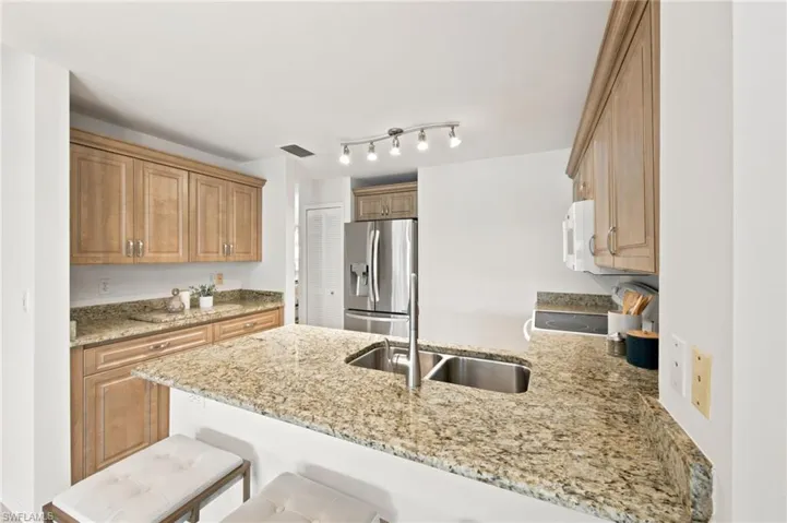 8291 Grand Palm Dr 2, Estero, Florida 33967