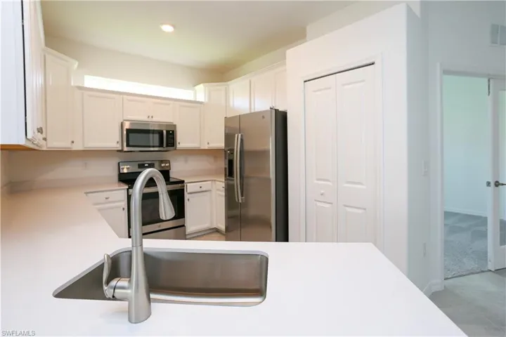 2599 Vine Ave, Naples, Florida 34120