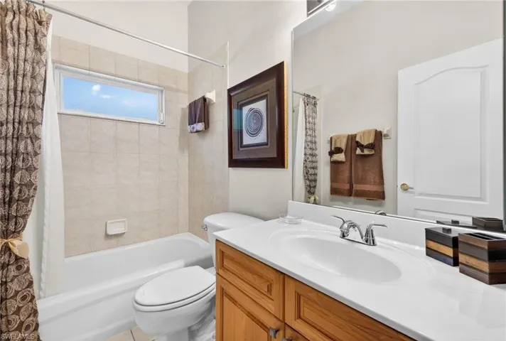 9550  Cedar Creek  DR, Bonita Springs, FL 34135