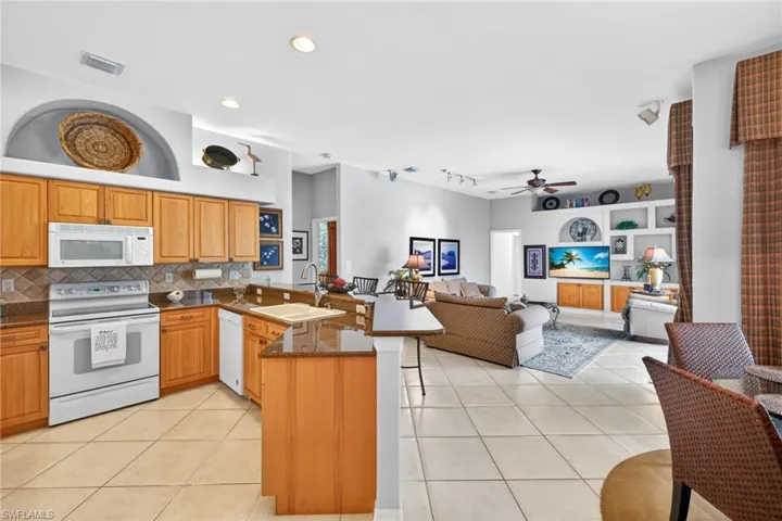 9550  Cedar Creek  DR, Bonita Springs, FL 34135