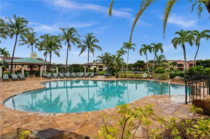 8641 Piazza Del Lago Cir 201, Estero, Florida 33928