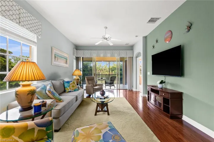 8641 Piazza Del Lago Cir 201, Estero, Florida 33928