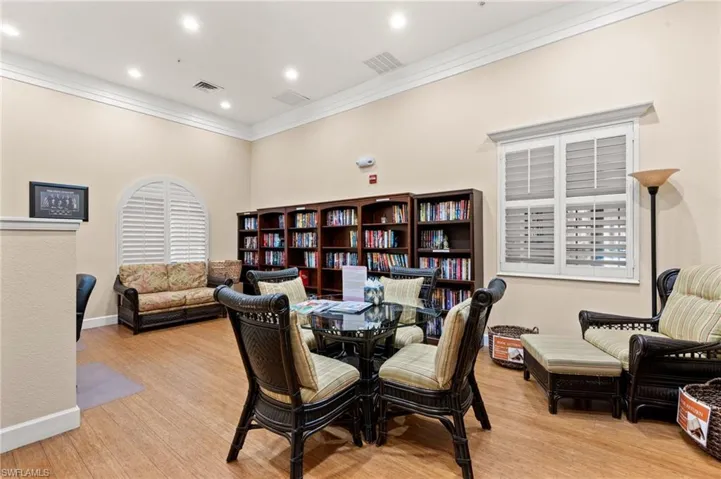 8641 Piazza Del Lago Cir 201, Estero, Florida 33928