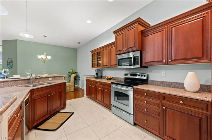 8641 Piazza Del Lago Cir 201, Estero, Florida 33928