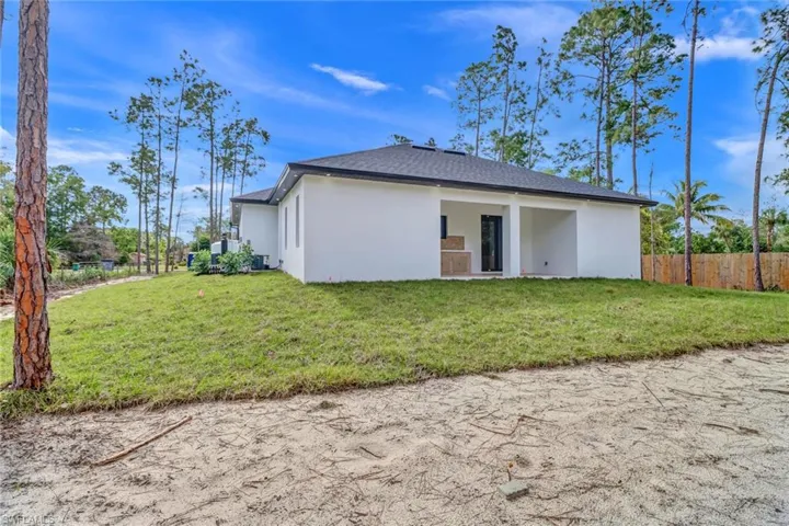 3232  47th NE AVE, Naples, FL 34120