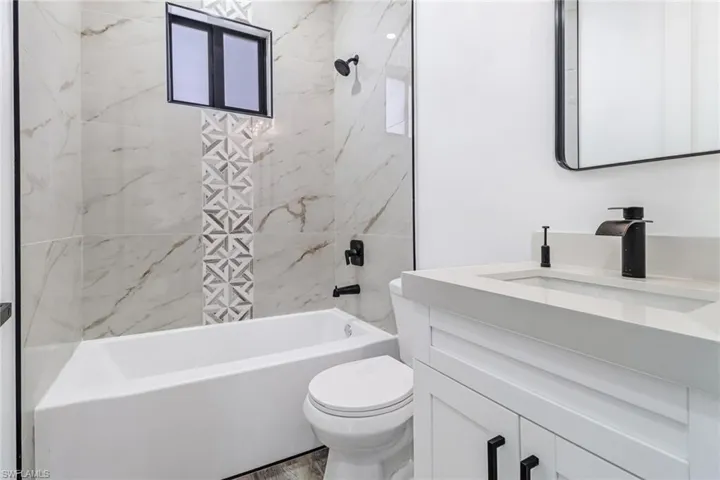 3232  47th NE AVE, Naples, FL 34120