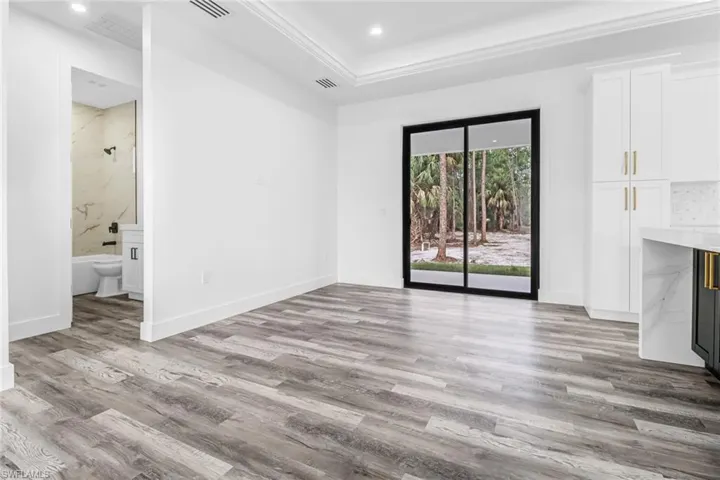 3232  47th NE AVE, Naples, FL 34120