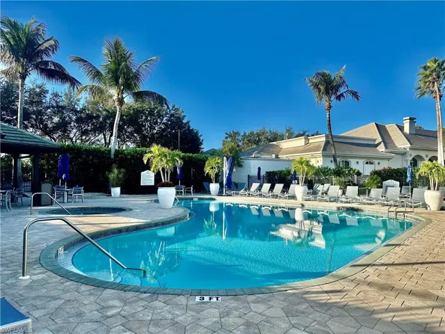 2730  Cypress Trace  CIR, Naples, FL 34119