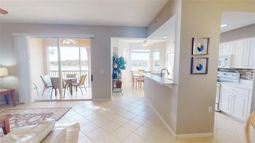 2730  Cypress Trace  CIR, Naples, FL 34119
