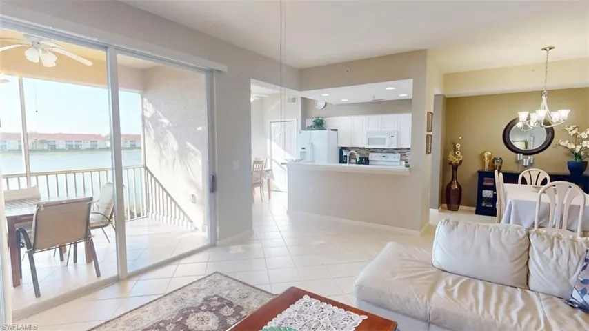 2730  Cypress Trace  CIR, Naples, FL 34119