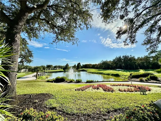 2730  Cypress Trace  CIR, Naples, FL 34119