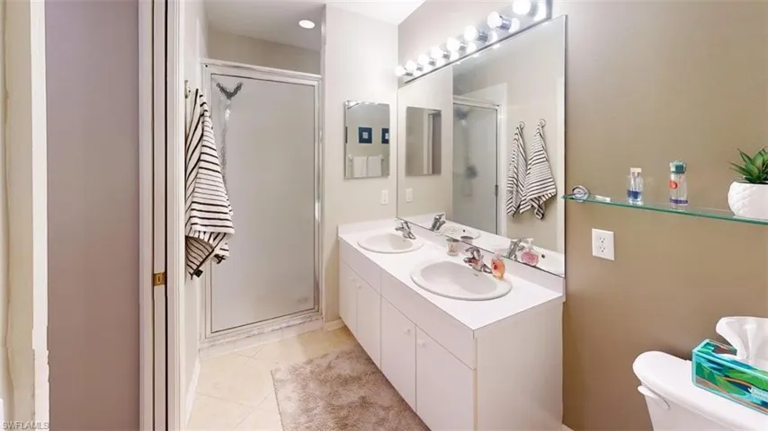 2730  Cypress Trace  CIR, Naples, FL 34119