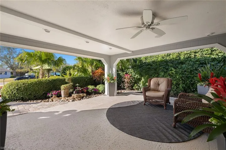 709 97th Ave N, Naples Fl 34108