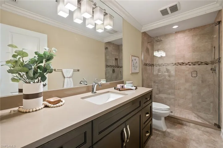 Updated bathroom / quality design