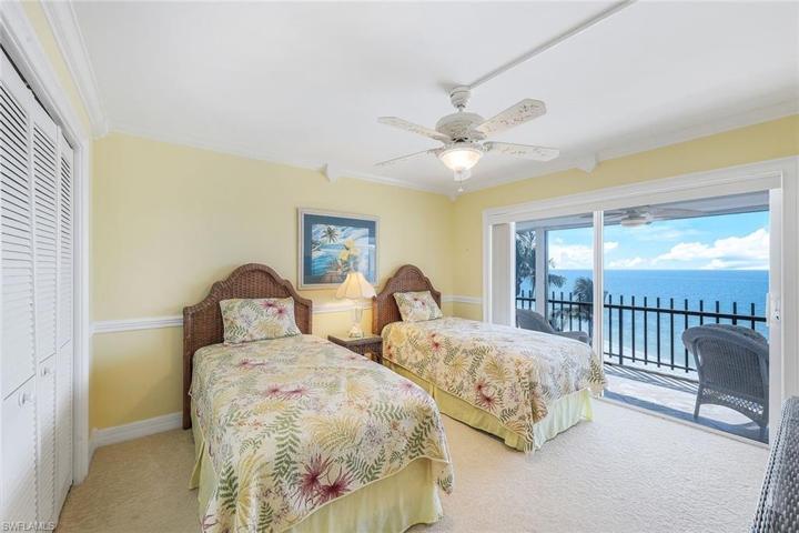 Your guests will wake up to the most beautiful unobstructed Gulf views!