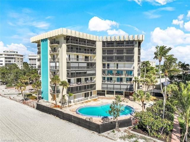 Enjoy Imperial Club 55+ Coastal Residences!