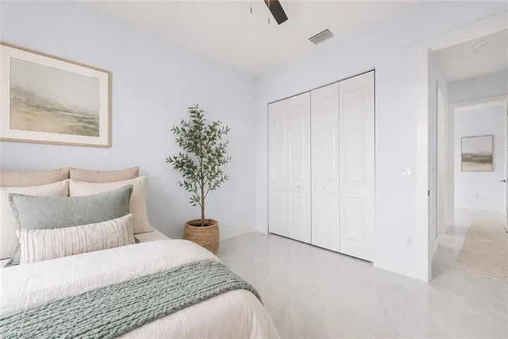 423 Yolanda St, Lehigh Acres, Florida 33972