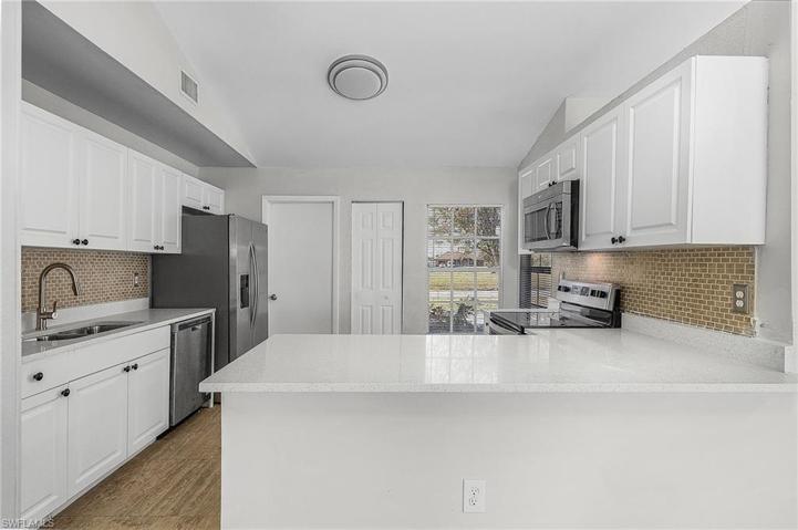 2605 NW 9th ST, CAPE CORAL FL 33993