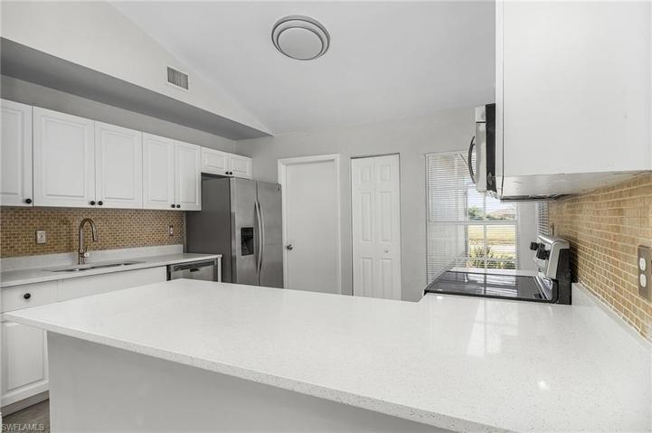 2605 NW 9th ST, CAPE CORAL FL 33993