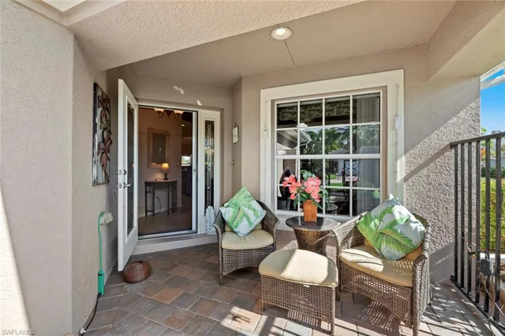 Retractable screen at front door