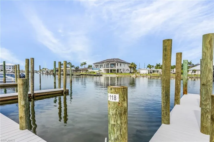 This is an oversize dock 11 feet by 27 feet