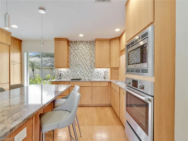 401  Arbor Lake  DR, Naples, FL 34110