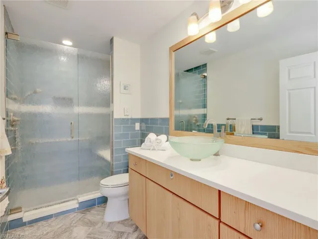 401  Arbor Lake  DR, Naples, FL 34110