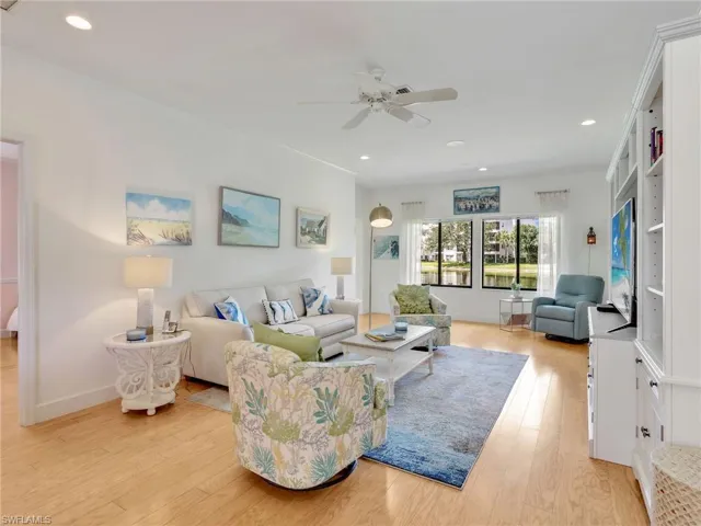 401  Arbor Lake  DR, Naples, FL 34110