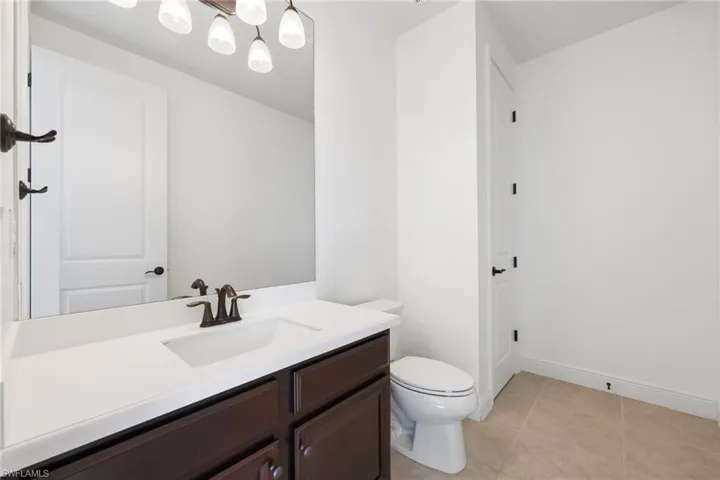 3275 Pilot Cir, Naples, Florida 34120