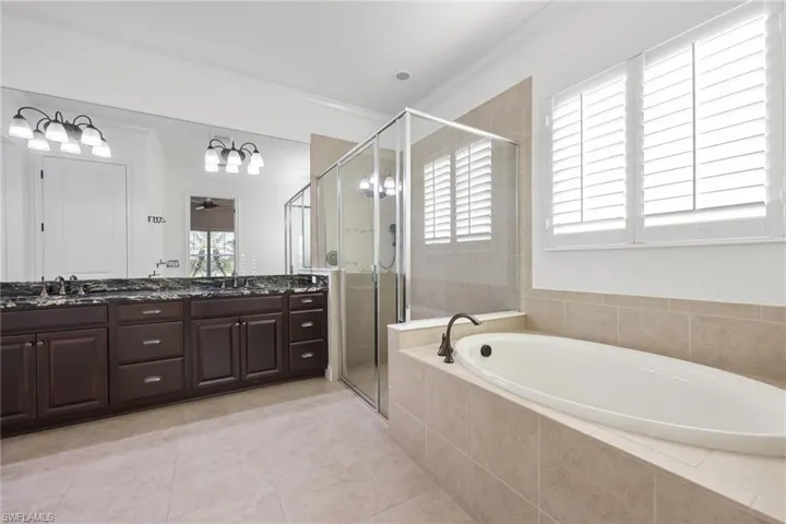 3275 Pilot Cir, Naples, Florida 34120