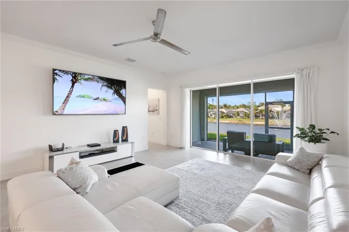3275 Pilot Cir, Naples, Florida 34120