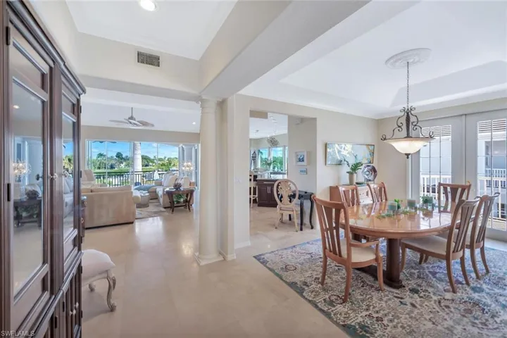 Entrance to the formal dining area off foyer