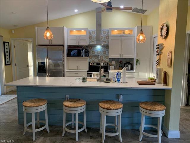 Room for up to 6 stools