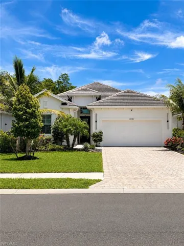 13585 Blue Bay Cir, Fort Myers, Florida 33913