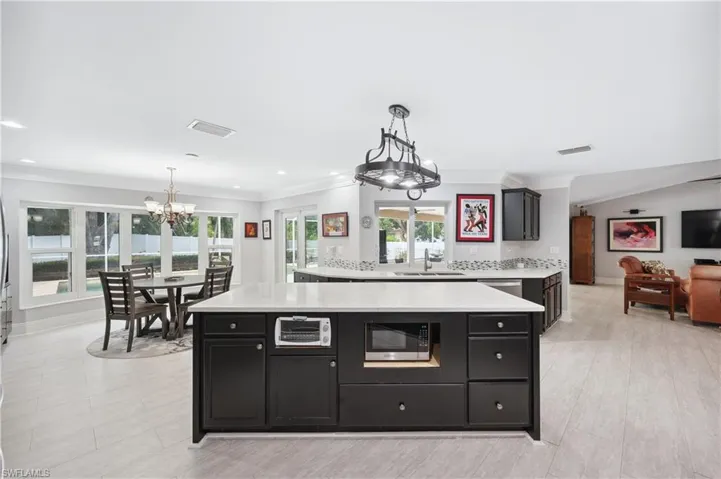 Island Kitchen