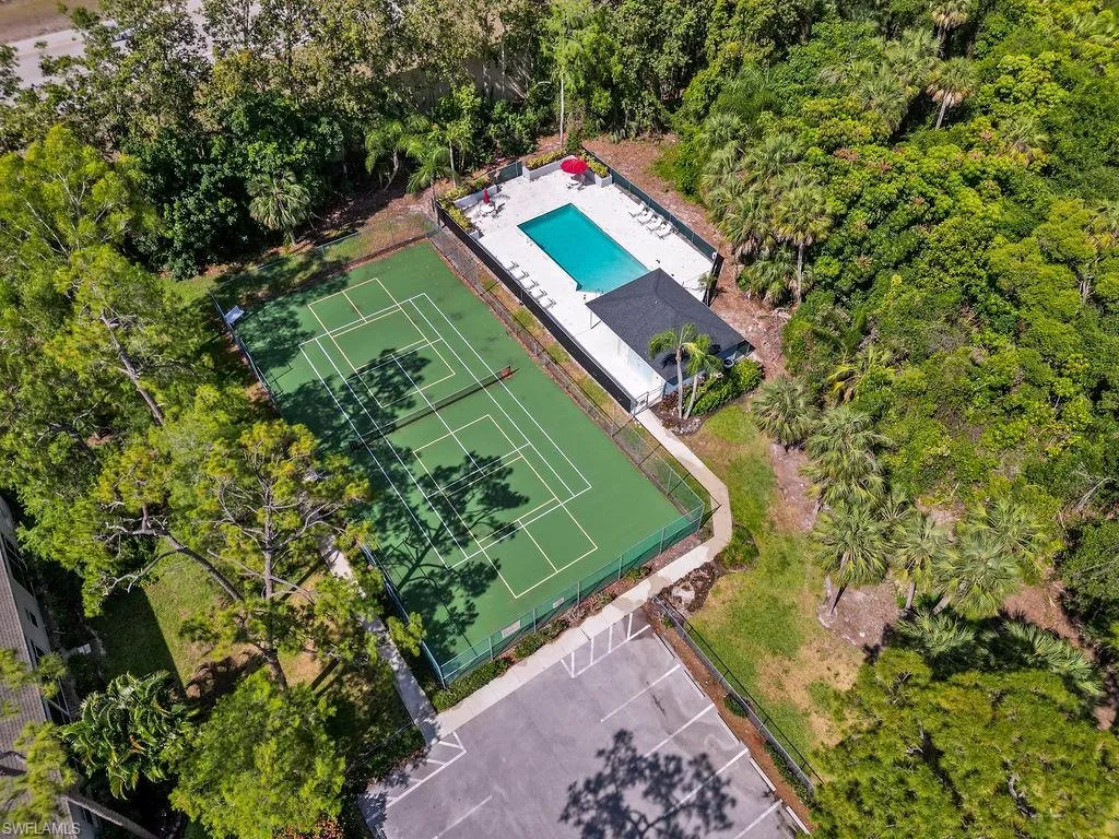 1429 Monarch CIR, Naples, FL 34116,225045783