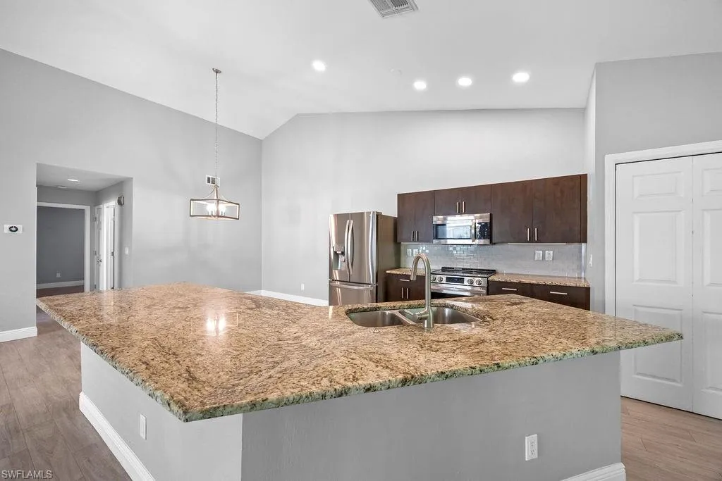 1429 Monarch CIR, Naples, FL 34116,225045783