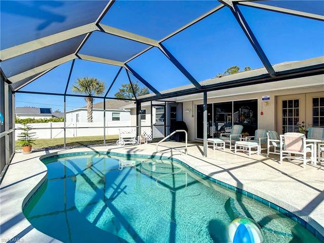 Pool/Lanai